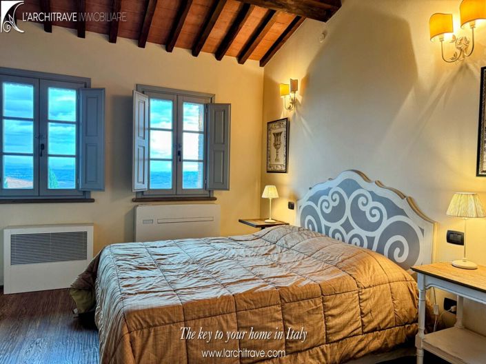 Image No.17-2 Bed House for sale