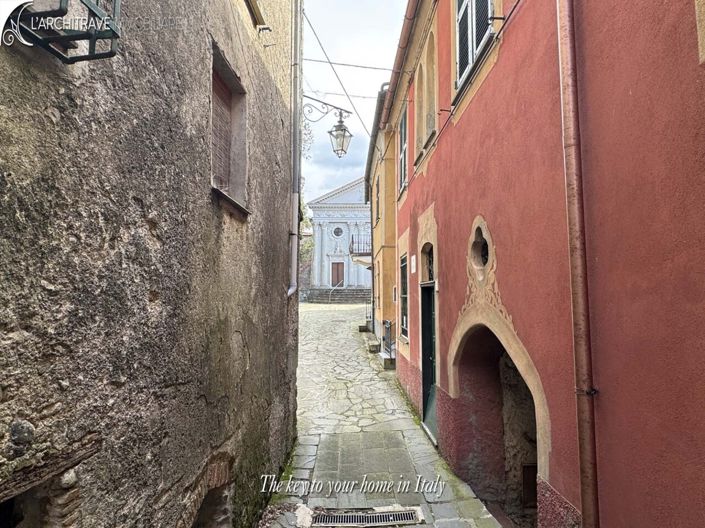 Image No.2-Maison de 2 chambres à vendre à la Spezia