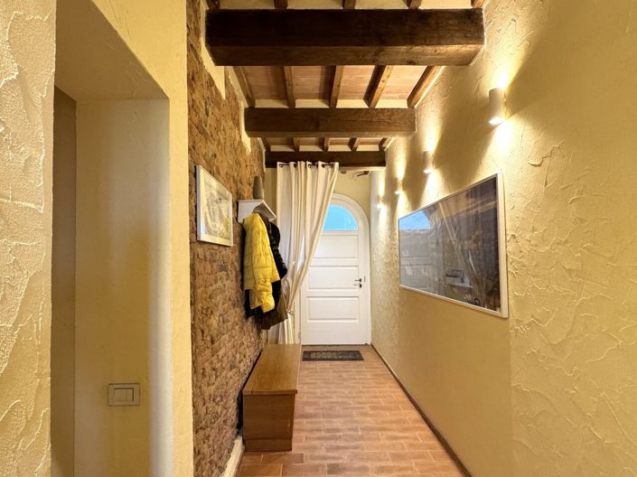 Image No.10-2 Bed House for sale