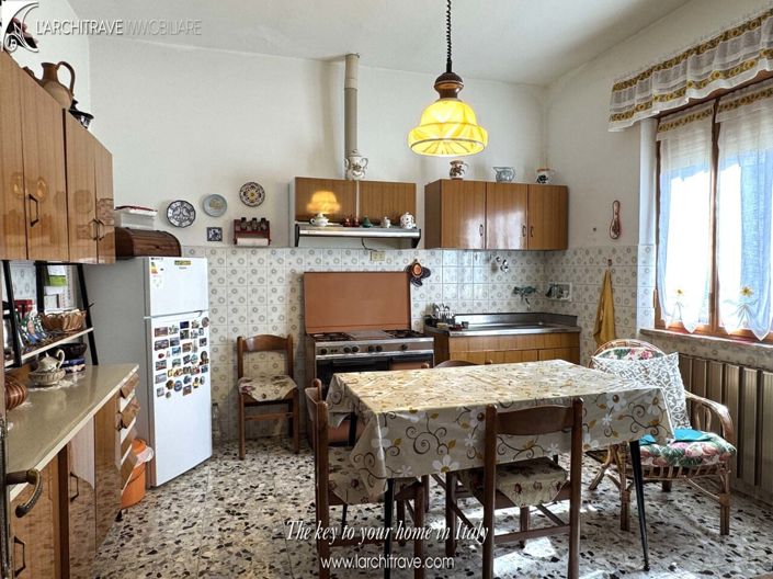Image No.7-2 Bed House for sale