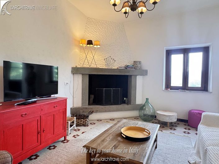 Image No.5-2 Bed House for sale