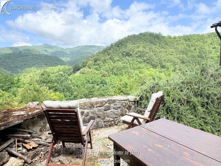 Image No.6-3 Bed House for sale