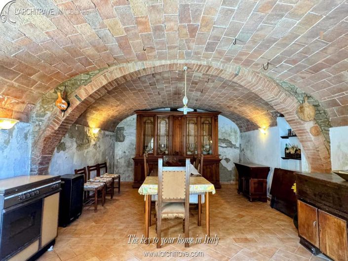 Image No.23-3 Bed House for sale