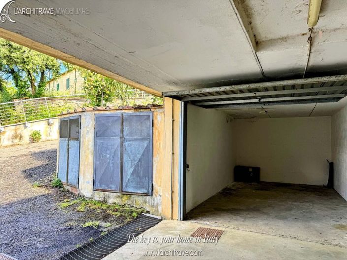 Image No.25-2 Bed House for sale