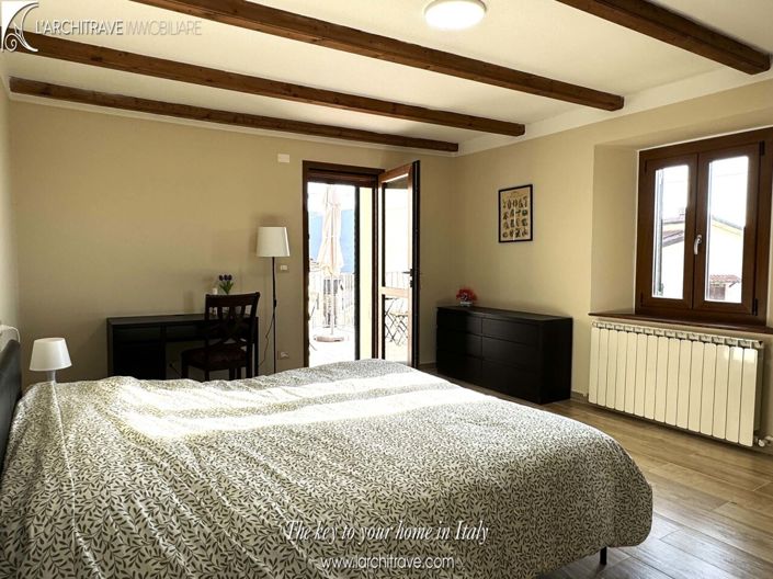 Image No.7-3 Bed House for sale