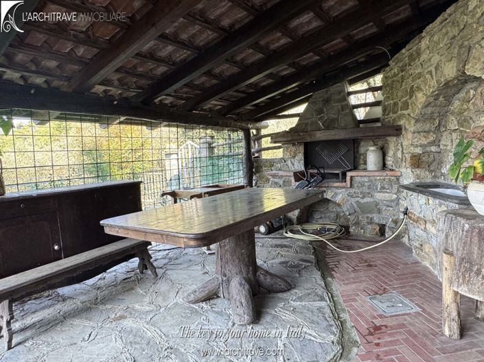 Image No.15-3 Bed House for sale