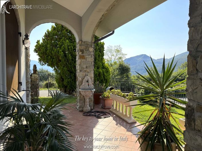 Image No.3-3 Bed House for sale