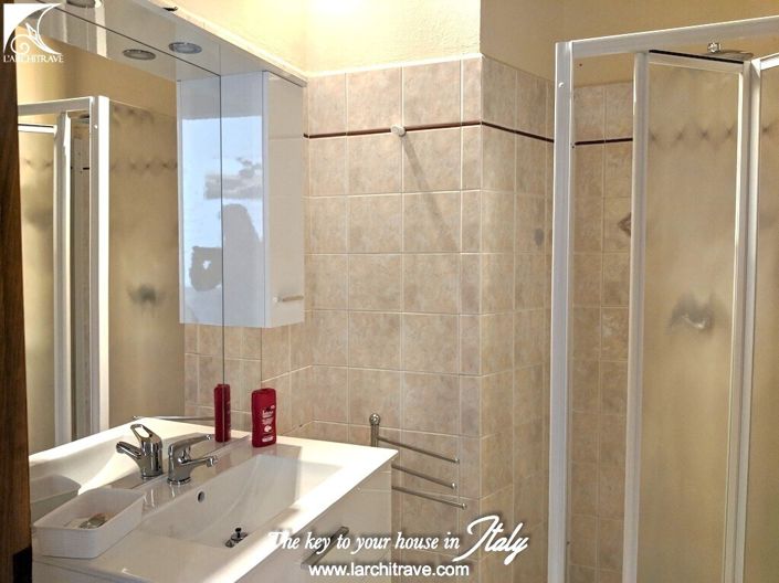 Image No.16-1 Bed House for sale