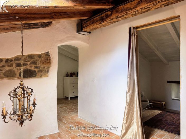 Image No.11-1 Bed House for sale