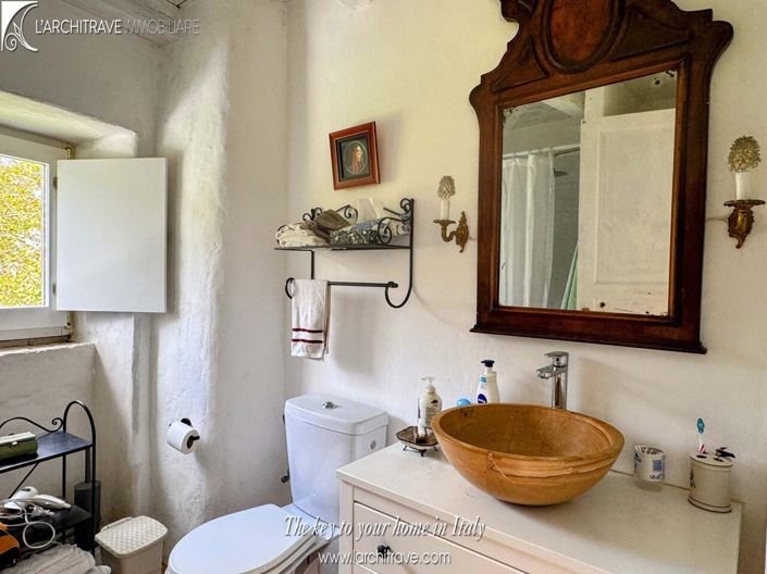 Image No.12-1 Bed House for sale