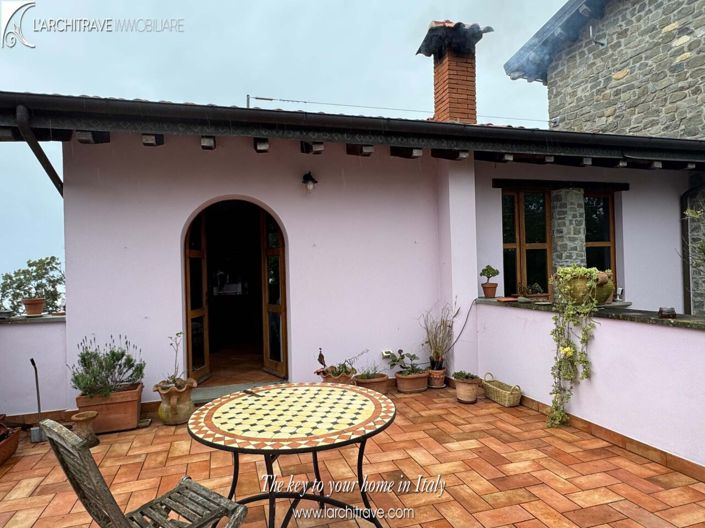 Image No.18-3 Bed House for sale
