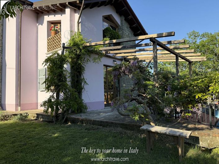 Image No.20-3 Bed House for sale