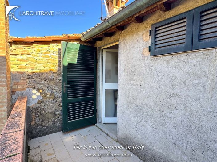 Image No.15-2 Bed House for sale