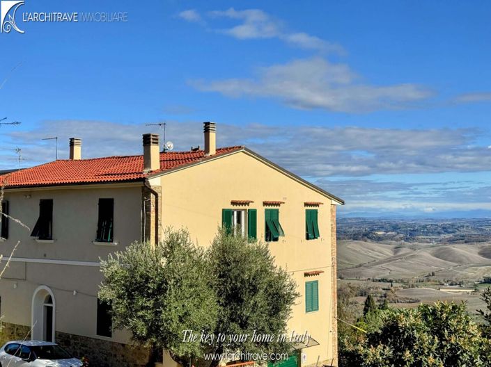 Image No.20-2 Bed House for sale