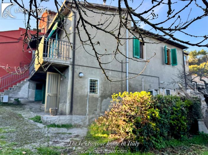 Image No.28-2 Bed House for sale