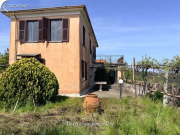 1 - la Spezia, Maison