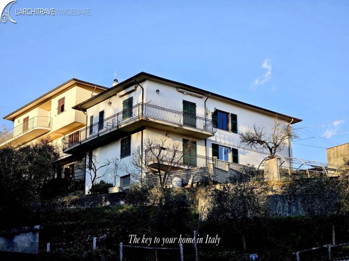 Image No.2-3 Bed House for sale