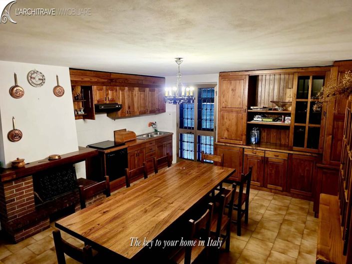 Image No.4-3 Bed House for sale