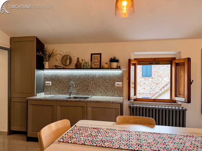 Image No.11-2 Bed House for sale