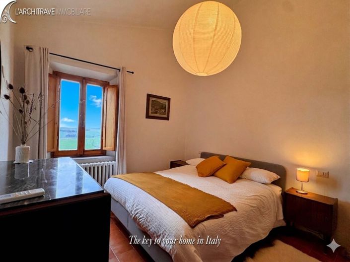 Image No.14-2 Bed House for sale