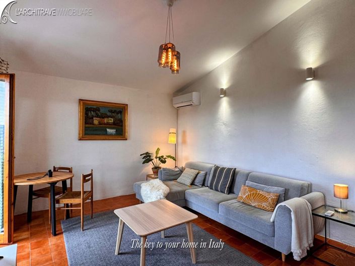 Image No.6-2 Bed House for sale