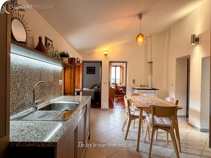 Image No.9-2 Bed House for sale