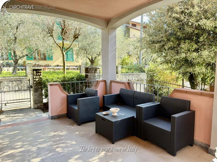 Image No.4-4 Bed House for sale