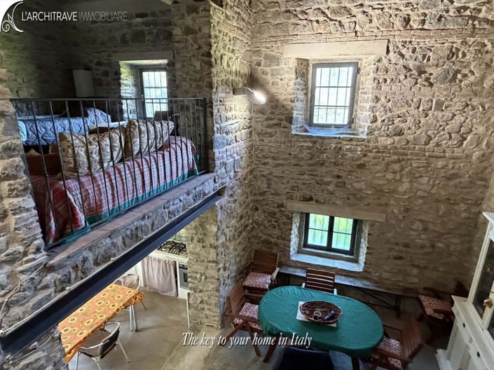 Image No.8-2 Bed House for sale
