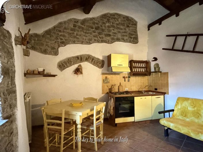 Image No.11-5 Bed House for sale