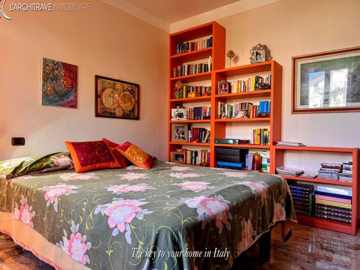 Image No.21-2 Bed House for sale