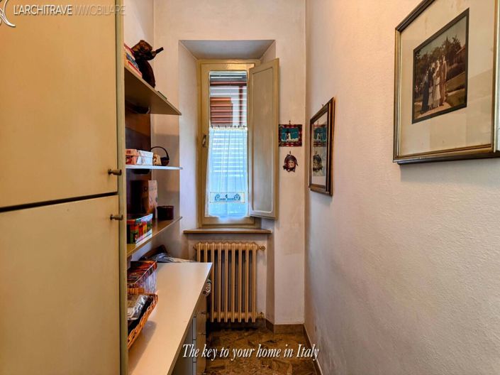 Image No.22-2 Bed House for sale
