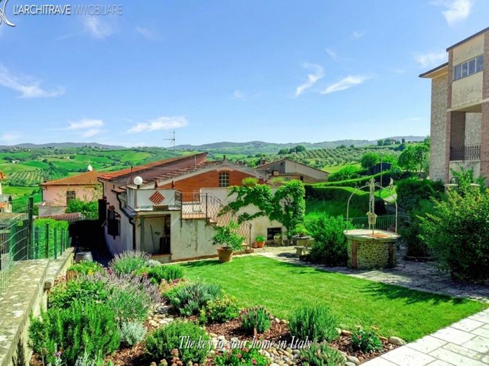 Image No.23-2 Bed House for sale
