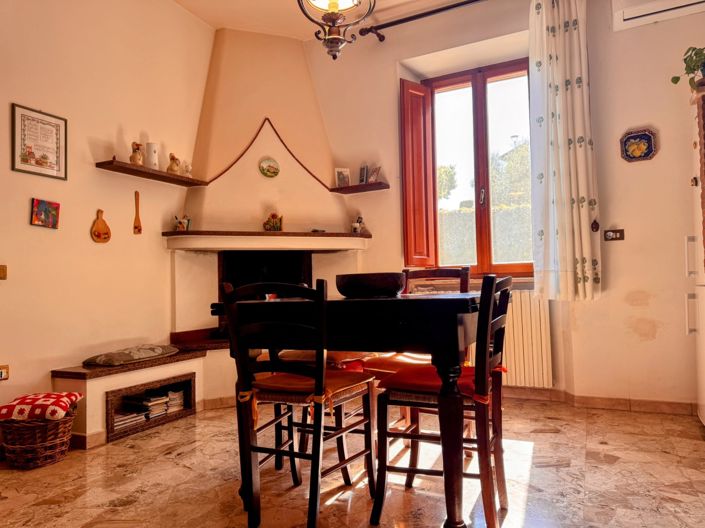 Image No.26-2 Bed House for sale