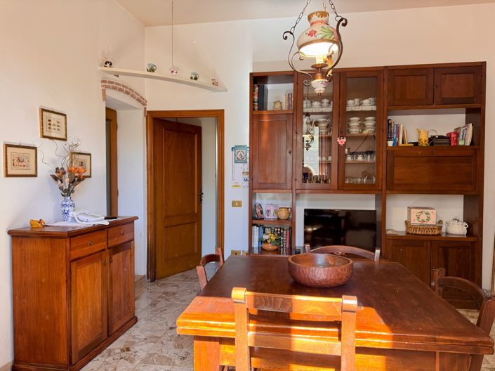 Image No.27-2 Bed House for sale