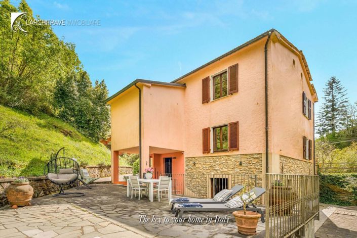 Image No.2-3 Bed House for sale