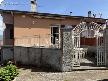 1 - la Spezia, Maison