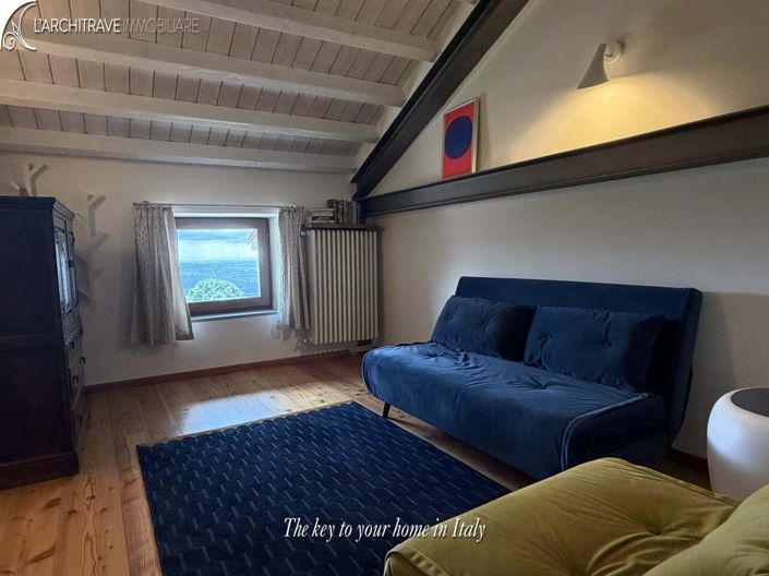 Image No.11-2 Bed House for sale