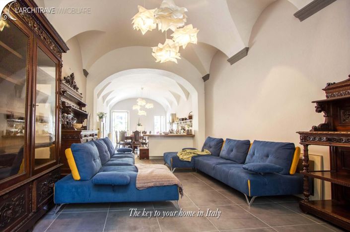 Image No.6-4 Bed House for sale