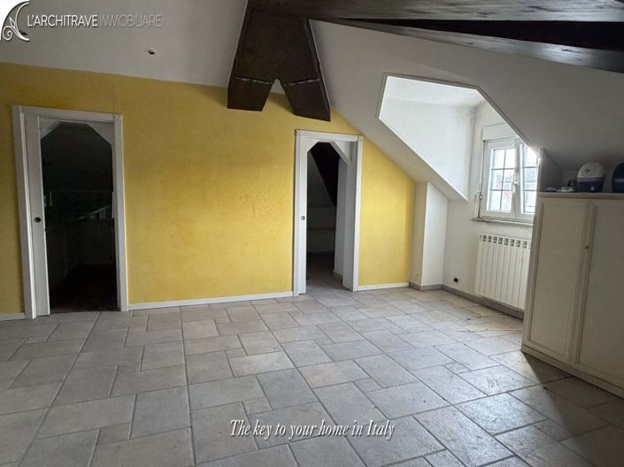Image No.5-3 Bed House for sale