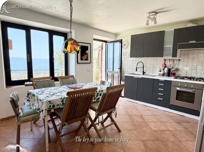 Image No.6-2 Bed House for sale