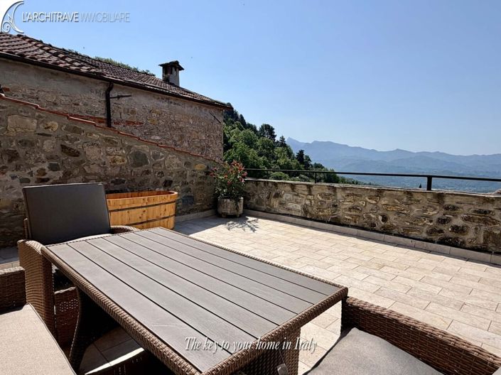 Image No.7-2 Bed House for sale