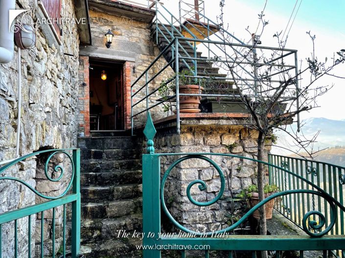 Image No.19-2 Bed House for sale