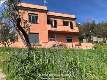 1 - La Spezia, House