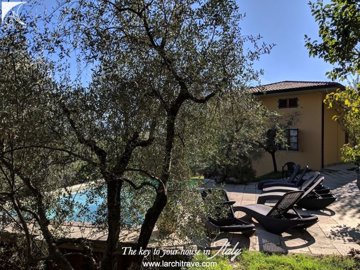 VILLA PESCA 120.jpg