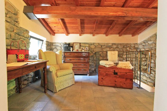 Image No.14-4 Bed House for sale