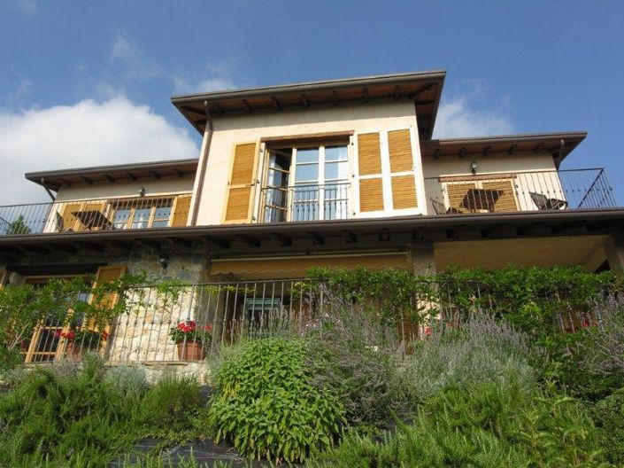 Image No.11-3 Bed House for sale