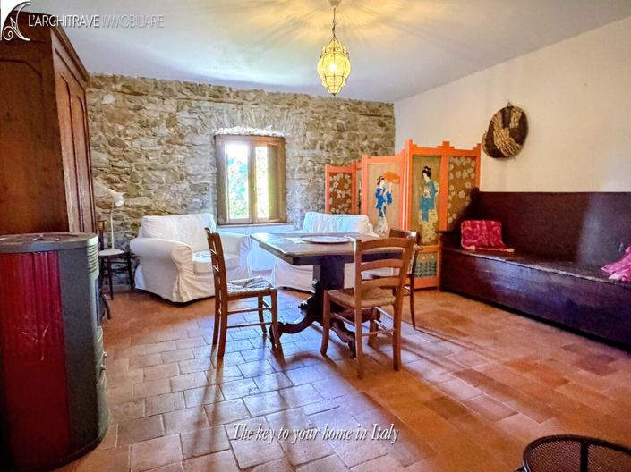 Image No.13-8 Bed House for sale