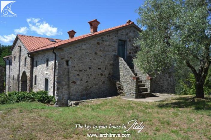 Image No.28-Maison de 8 chambres à vendre à Pontremoli