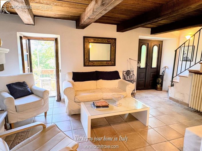 Image No.3-1 Bed House for sale
