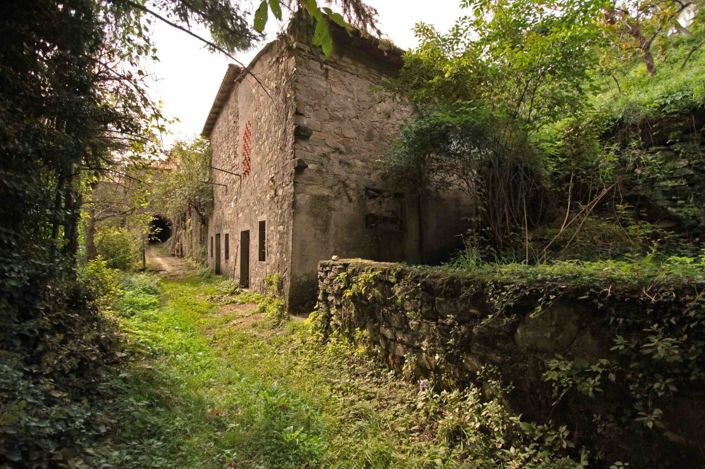 Image No.10-Maison de 4 chambres à vendre à Licciana Nardi